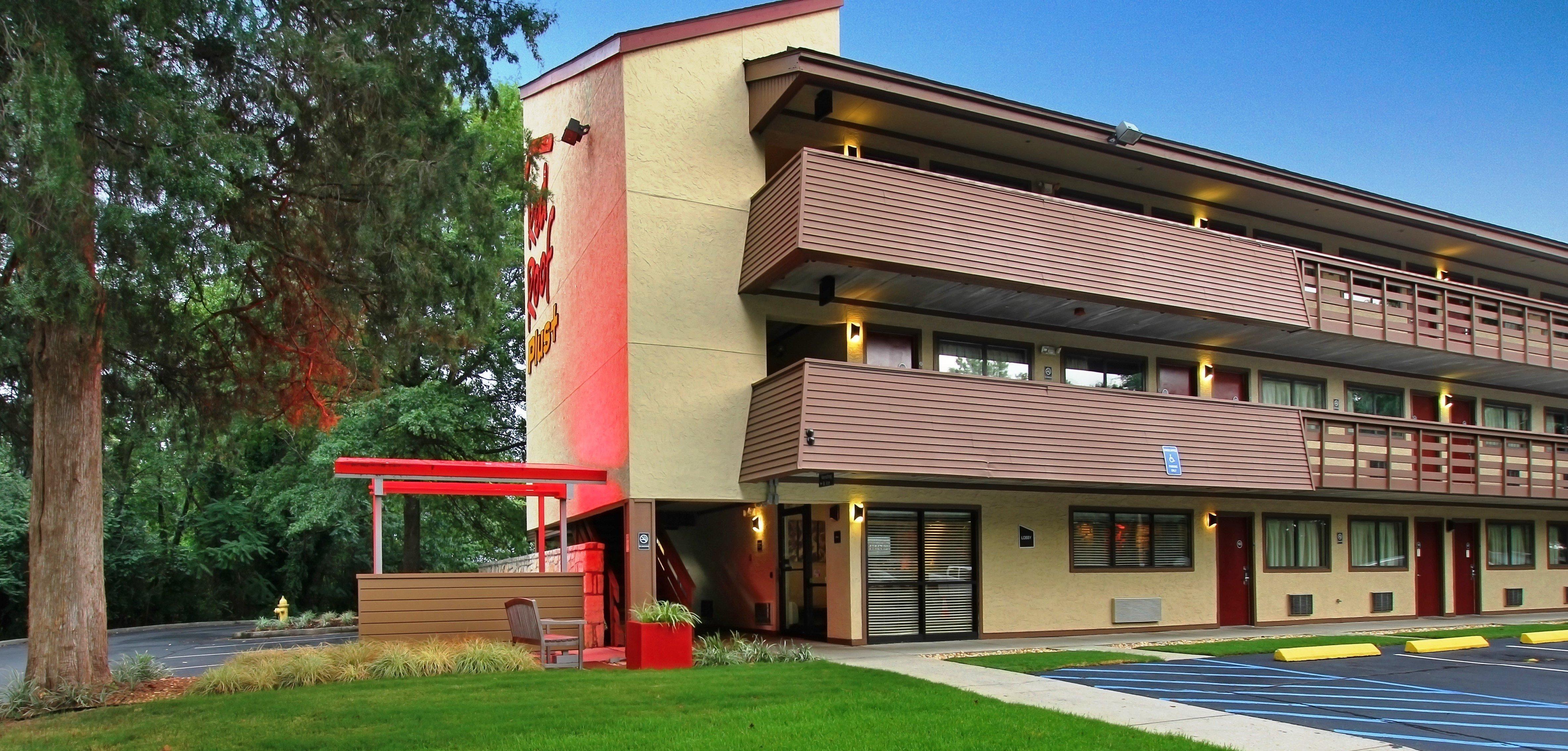 Red Roof Inn Plus+ Atlanta - Buckhead Druid Hills Ngoại thất bức ảnh
